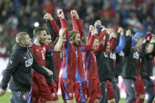 Ceko Bidik Juara Grup
