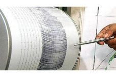 Gempa 5,8 SR Guncang...