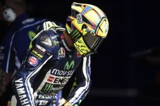 Rossi Pilih Habiskan...