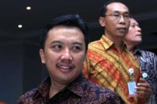 Menpora Takut Pasang...