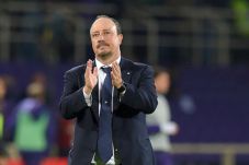 Benitez Buka Negosiasi...