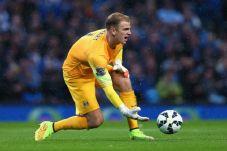 Lawan Skotlandia, Hodgson...