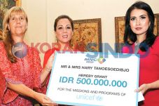 HT dan Liliana Bantu...