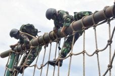 Lulus Jadi Warga Kehormatan