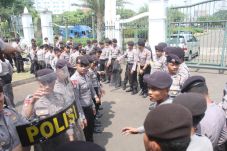 Jelang Pelantikan Ahok,...