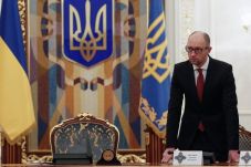 PM Ukraina Serukan Dialog...