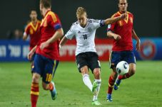 Jerman Tundukkan Spanyol