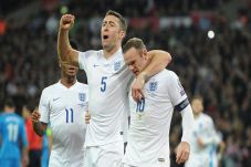Hadapi Skotlandia, Inggris...