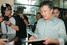 Pemerintah Gantung Proyek...