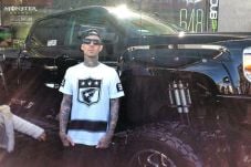 Travis Barker Pamer...