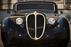 Black Pearl, Mobil Pentolan...