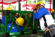 Kompetisi Membangun...