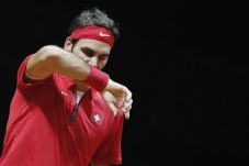 Dikalahkan Monfils,...