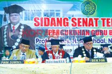 Marshal jadi Guru Besar...