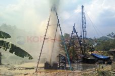 Sumur Kedewan Semburkan...