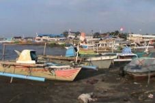Cuaca Buruk, Nelayan...