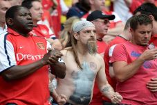 Suporter Arsenal Ditangkap