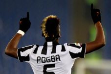 Pogba Bidik Tiga Poin...