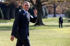 Barack Obama Tetap Setia...
