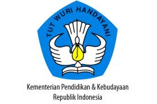 Mendikbud Janji Angkat...