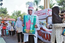Sidang Ervani Dilanjutkan