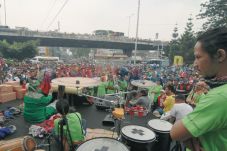 Ajak Warga Proteksi...