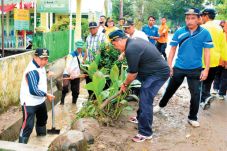 Seluruh Sekolah Gelar...