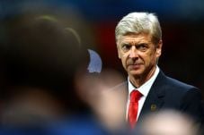 Wenger Bicarakan Krisis...