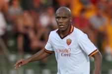 Roma Kehilangan Douglas...