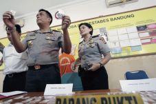 Polisi Tangkap Pengedar...