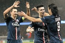 PSG-Barcelona Berebut...