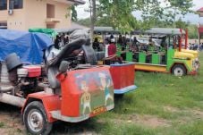 Kereta Kelinci dan Huller...