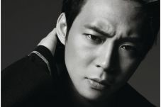 Park YooChun Raih Penghargaan...