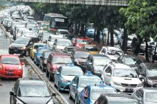 Hujan Deras Guyur Jakarta,...
