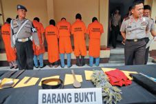 Jasad PRT Dibuang di...