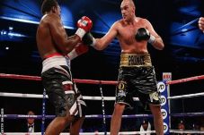 Kalahkan Chisora, Tyson...