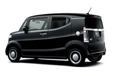 Honda Rilis N-Box Slash...