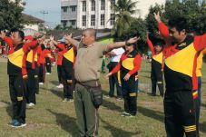 Camat Bangun Komunikasi...