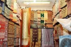 Regenerasi Perajin Songket...