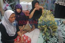 Sadis, Dua PRT Dianiaya...