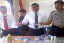 Warga Vietnam Selundupkan...