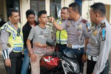 Satlantas Ringkus Dua...