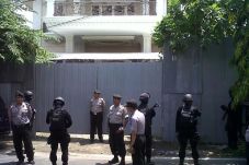 KPK Geledah Rumah Fuad...