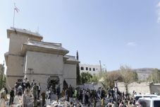 Al-Qaeda Klaim Membom...