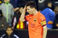 Barcelona Tak Mau Menyerah...