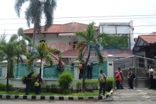 Empat Rumah Mewah Fuad...