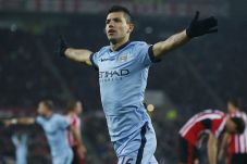 Everton Waspadai Aguero