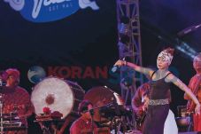 Alunan Jazz Pesisir...