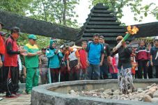 Api Abadi Kayangan Sulut...