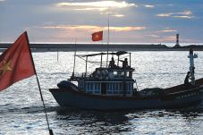 ABK Kapal Vietnam Tewas...